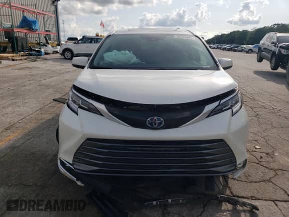 2021 Toyota Sienna Limited z VIN 5TDZSKFC8MS004959, wystawiony jako Copart lot #60441665 z przebiegiem 62 494 mil mil oraz Szkoda całkowita • Salvage title. Historia ofert i sprzedaży dostępna na DreamBid. Obrazek 5.