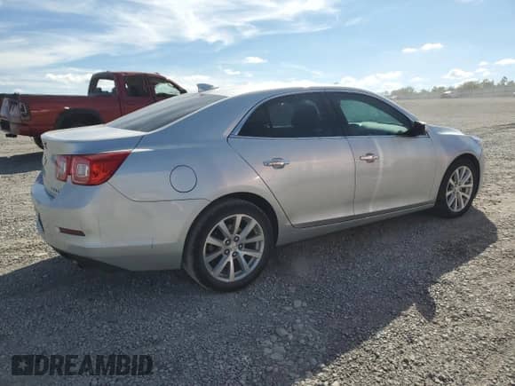 2016 Chevrolet Malibu LTZ with VIN 1G11E5SA2GF104305, listed as a Copart auction lot 84226705 with 66,378 mi miles and Salvage title. Bid and sale history available at DreamBid. Image 3.