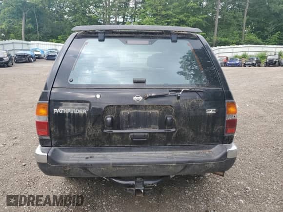 1998 Nissan Pathfinder XE with VIN JN8AR05Y5WW261367, listed as a Copart auction lot 63937595 with 162,248 mi miles and Non repairable. Bid and sale history available at DreamBid. Image 6.