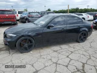 2008 BMW 3 Series 328i с VIN WBAVA335X8FV66779, выставлен на аукционе Copart как лот 70467975 с пробегом 179 010 миль миль и Списание • Salvage title. История ставок и продаж доступна на DreamBid. Изображение 1.