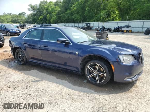 2016 Chrysler 300 S с VIN 2C3CCABG4GH238674, выставлен на аукционе Copart как лот 59137575 с пробегом 176 370 миль миль и Списание • Salvage title. История ставок и продаж доступна на DreamBid. Изображение 4.