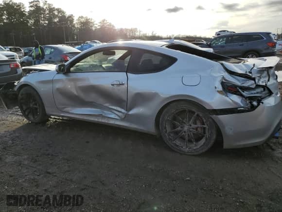 2013 Hyundai Genesis Coupe Track с VIN KMHHU6KJ0DU107687, выставлен на аукционе Copart как лот 89103525 с пробегом 76 085 миль миль и Списание • Salvage title. История ставок и продаж доступна на DreamBid. Изображение 2.