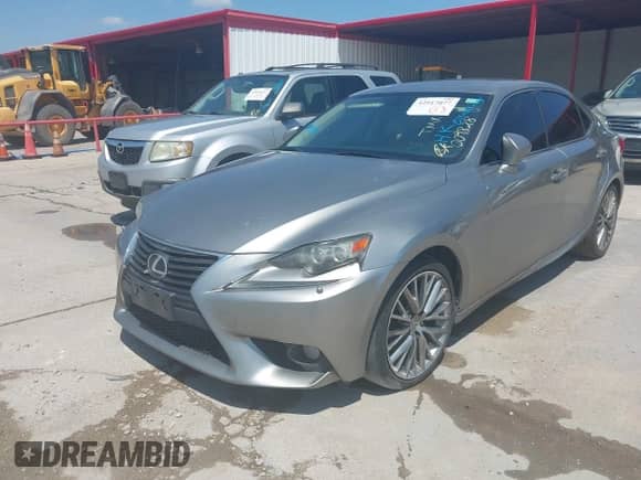 2014 Lexus IS 250 с VIN JTHCF1D21E5009828, выставлен на аукционе IAAI как лот 42917077 с пробегом 183 798 миль миль и . История ставок и продаж доступна на DreamBid. Изображение 2.