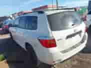 2008 Toyota Highlander z VIN JTEDS41A182045065, wystawiony jako IAAI lot #43481665 z przebiegiem 233 108 mil mil oraz . Historia ofert i sprzedaży dostępna na DreamBid. Obrazek 3.