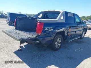 2002 Chevrolet Avalanche z VIN 3GNEC13TX2G147733, wystawiony jako IAAI lot #43434105 z przebiegiem 262 351 mil mil oraz . Historia ofert i sprzedaży dostępna na DreamBid. Obrazek 4.
