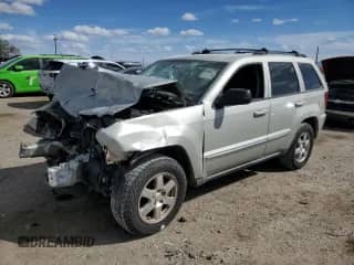 2010 Jeep Grand Cherokee Laredo с VIN 1J4PR4GK0AC160778, выставлен на аукционе Copart как лот 90289275 с пробегом 212 965 миль миль и Списание • Salvage title. История ставок и продаж доступна на DreamBid. Изображение 1.