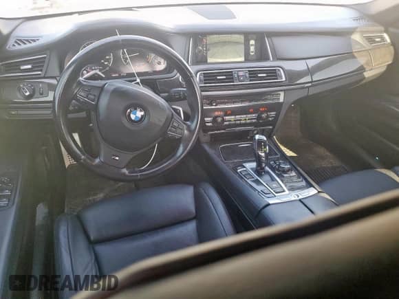 2013 BMW 7 Series 750Li with VIN WBAYE8C57DD131786, listed as a Copart auction lot 60936845 with 158,098 mi miles and Clean title. Bid and sale history available at DreamBid. Image 8.