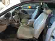 2004 Ford Mustang Deluxe z VIN 1FAFP44404F123171, wystawiony jako Copart lot #67925535 z przebiegiem 138 707 mil mil oraz Szkoda całkowita • Salvage title. Historia ofert i sprzedaży dostępna na DreamBid. Obrazek 7.