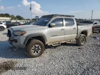 2019 Toyota Tacoma SR with VIN 3TMCZ5AN8KM239628, listed as a Copart auction lot 81076925 with 122,691 mi miles and Salvage title. Bid and sale history available at DreamBid. Image 1.