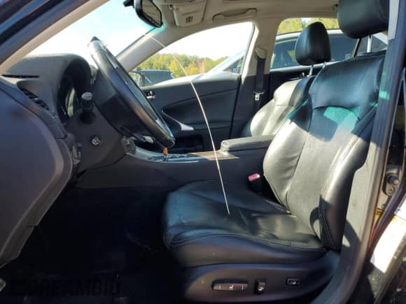 2011 Lexus IS 250 with VIN JTHCF5C28B2035137, listed as a Copart auction lot 85516745 with 156,389 mi miles and Clean title. Bid and sale history available at DreamBid. Image 7.