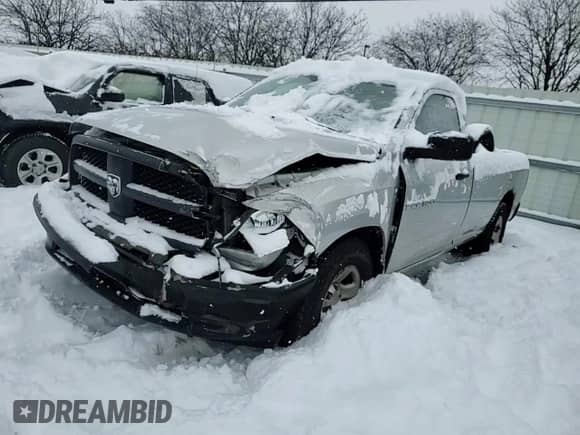2012 Ram 1500 ST z VIN 3C6JD6DP2CG207886, wystawiony jako Copart lot #41557525 z przebiegiem 246 807 mil mil oraz Szkoda całkowita • Salvage title. Historia ofert i sprzedaży dostępna na DreamBid. Obrazek 11.