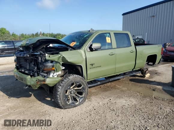 2018 Chevrolet Silverado 1500 LT z VIN 3GCUKREC6JG500373, wystawiony jako Copart lot #61946725 z przebiegiem Nie podano mil oraz Nie do naprawy • Non repairable. Historia ofert i sprzedaży dostępna na DreamBid. Obrazek 1.