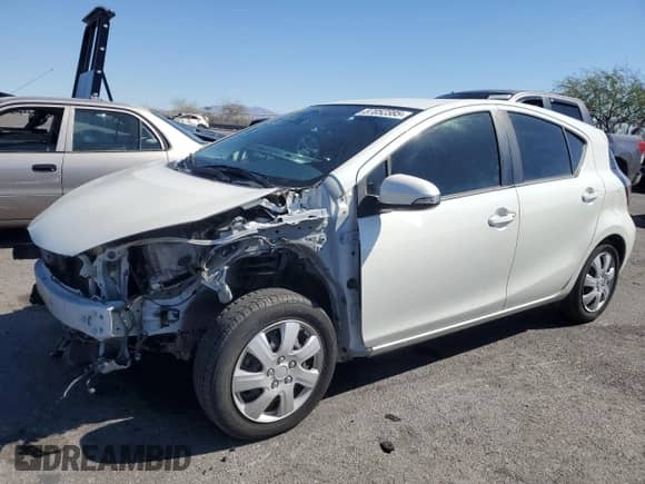 2015 Toyota Prius One with VIN JTDKDTB32F1088798, listed as a Copart auction lot 87052385 with 157,148 mi miles and Salvage title. Bid and sale history available at DreamBid. Image 1.