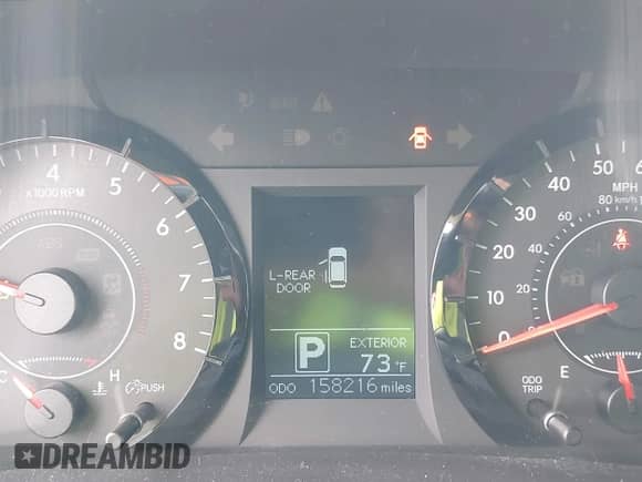 2015 Toyota Sienna L with VIN 5TDZK3DC6FS673338, listed as a IAAI auction lot 42497655 with 158,216 mi miles and . Bid and sale history available at DreamBid. Image 15.