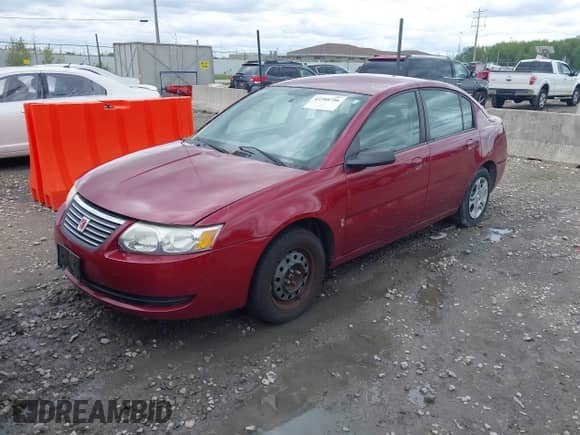 2005 Saturn ION ION 2 с VIN 1G8AJ52F55Z130062, выставлен на аукционе IAAI как лот 42308706 с пробегом 90 429 миль миль и . История ставок и продаж доступна на DreamBid. Изображение 2.