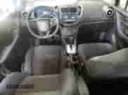 2015 Chevrolet Trax LS с VIN 3GNCJKSB4FL236285, выставлен на аукционе Copart как лот 63686785 с пробегом 99 715 миль миль и Списание • Salvage title. История ставок и продаж доступна на DreamBid. Изображение 8.