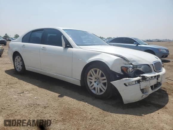 2007 BMW 7 Series 750i z VIN WBAHL83567DT10086, wystawiony jako Copart lot #59408605 z przebiegiem 110 635 mil mil oraz Nie do naprawy • Non repairable. Historia ofert i sprzedaży dostępna na DreamBid. Obrazek 4.