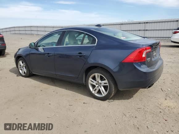 2015 Volvo S60 T5 Platinum с VIN YV1612TMXF2360756, выставлен на аукционе Copart как лот 47140365 с пробегом 147 280 миль миль и Чистый • Clean title. История ставок и продаж доступна на DreamBid. Изображение 2.