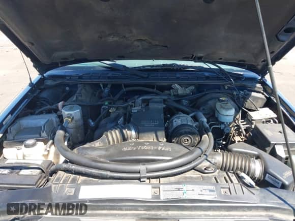 2003 Chevrolet S-10 LS с VIN 1GCCS14H738112278, выставлен на аукционе IAAI как лот 42596663 с пробегом 150 663 миль миль и . История ставок и продаж доступна на DreamBid. Изображение 10.