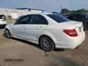 2013 Mercedes-Benz C 300 Luxury z VIN WDDGF8ABXDA751673, wystawiony jako Copart lot #68739465 z przebiegiem 211 703 mil mil oraz Czysty tytuł • Clean title. Historia ofert i sprzedaży dostępna na DreamBid. Obrazek 2.