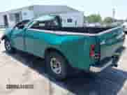 2001 Ford F-150 XL с VIN 1FTRF17WX1KB75142, выставлен на аукционе IAAI как лот 42450523 с пробегом 326 430 миль миль и . История ставок и продаж доступна на DreamBid. Изображение 3.