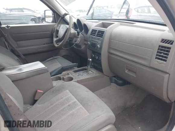 2010 Dodge Nitro Heat with VIN 1D4PT4GK7AW156722, listed as a IAAI auction lot 42508953 with 283,690 mi miles and . Bid and sale history available at DreamBid. Image 5.