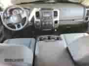 2016 Ram 1500 SLT z VIN 1C6RR6GG5GS227340, wystawiony jako Copart lot #67134575 z przebiegiem 92 982 mil mil oraz Szkoda całkowita • Salvage title. Historia ofert i sprzedaży dostępna na DreamBid. Obrazek 8.