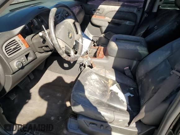 2010 Chevrolet Avalanche LTZ с VIN 3GNNCGE04AG250747, выставлен на аукционе Copart как лот 48952615 с пробегом 142 136 миль миль и Списание • Salvage title. История ставок и продаж доступна на DreamBid. Изображение 7.