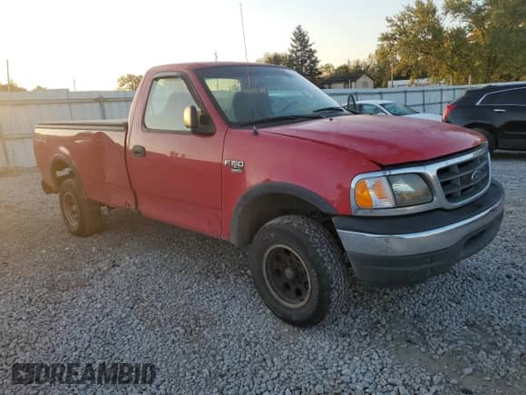 2001 Ford F-150 XL с VIN 2FTPF18L61CA10592, выставлен на аукционе Copart как лот 80174165 с пробегом Не указан миль и Списание • Salvage title. История ставок и продаж доступна на DreamBid. Изображение 4.