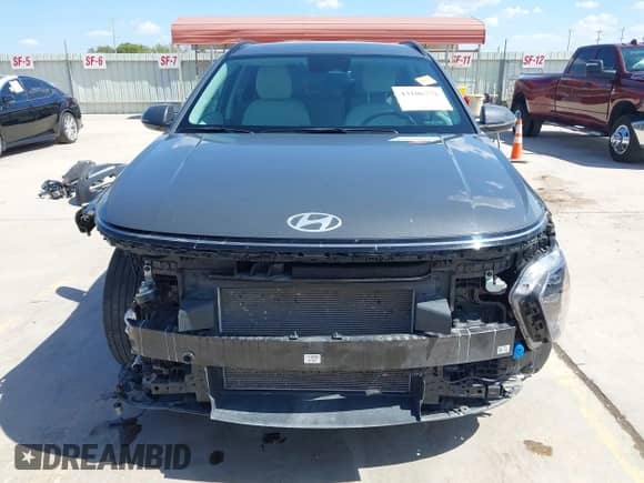 2024 Hyundai Kona SEL с VIN KM8HB3AB6RU078508, выставлен на аукционе IAAI как лот 43106776 с пробегом 41 823 миль миль и . История ставок и продаж доступна на DreamBid. Изображение 13.