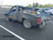 2007 GMC Sierra 1500 Work Truck с VIN 1GTEC14C67Z555452, выставлен на аукционе IAAI как лот 42001378 с пробегом 83 837 миль миль и . История ставок и продаж доступна на DreamBid. Изображение 3.