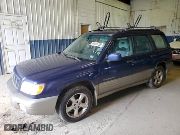 2001 Subaru Forester S with VIN JF1SF65501H761683, listed as a Copart auction lot 69635725 with 207,855 mi miles and Clean title. Bid and sale history available at DreamBid. Image 1.