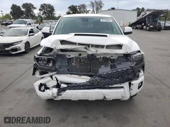 2020 Toyota Tundra SR5 with VIN 5TFDY5F13LX909577, listed as a Copart auction lot 81736645 with 63,294 mi miles and Salvage title. Bid and sale history available at DreamBid. Image 5.