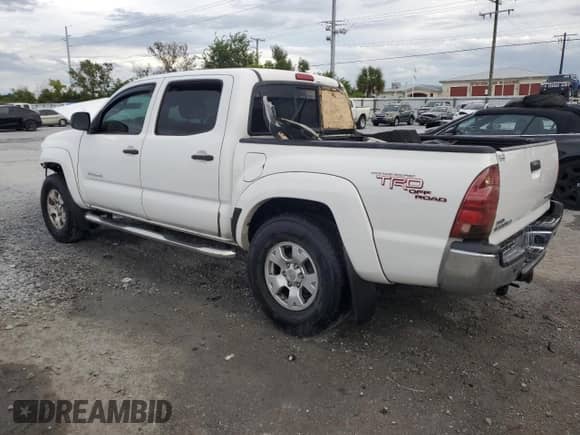 2008 Toyota Tacoma PreRunner z VIN 3TMJU62N68M059440, wystawiony jako Copart lot #71438485 z przebiegiem 214 815 mil mil oraz Szkoda całkowita • Salvage title. Historia ofert i sprzedaży dostępna na DreamBid. Obrazek 2.