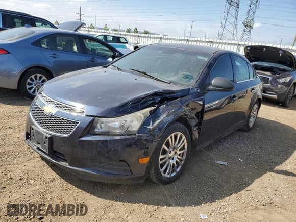 2014 Chevrolet Cruze LS with VIN 1G1PA5SH5E7141732, listed as a Copart auction lot 81245395 with 176,839 mi miles and Salvage title. Bid and sale history available at DreamBid. Image 1.