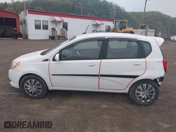 2010 Chevrolet Aveo 2LT with VIN KL1TG6DE6AB117404, listed as a IAAI auction lot 42112930 with 105,519 mi miles and . Bid and sale history available at DreamBid. Image 15.