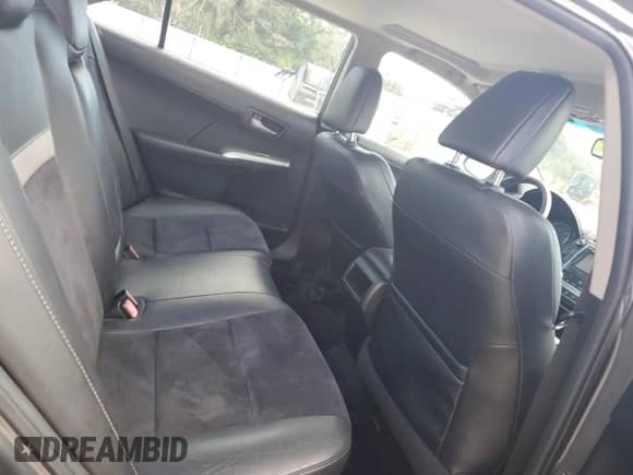 2012 Toyota Camry L z VIN 4T1BF1FK9CU160411, wystawiony jako Copart lot #86804265 z przebiegiem 132 949 mil mil oraz Szkoda całkowita • Salvage title. Historia ofert i sprzedaży dostępna na DreamBid. Obrazek 10.