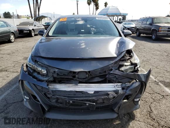 2018 Toyota Prius Plus z VIN JTDKARFP7J3086633, wystawiony jako Copart lot #82094685 z przebiegiem 275 692 mil mil oraz Szkoda całkowita • Salvage title. Historia ofert i sprzedaży dostępna na DreamBid. Obrazek 5.