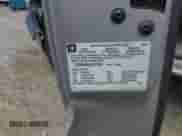 2006 Chevrolet Silverado 3500 SRW LT3 z VIN 1GCHK39D56E227054, wystawiony jako IAAI lot #42191838 z przebiegiem 249 939 mil mil oraz . Historia ofert i sprzedaży dostępna na DreamBid. Obrazek 9.