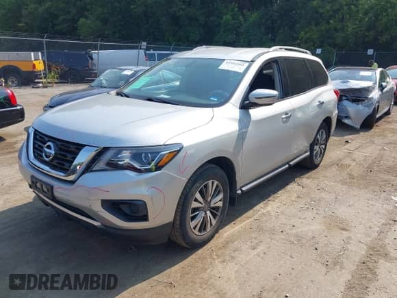 2020 Nissan Pathfinder S z VIN 5N1DR2AN9LC635763, wystawiony jako IAAI lot #42912961 z przebiegiem 33 864 mil mil oraz . Historia ofert i sprzedaży dostępna na DreamBid. Obrazek 17.