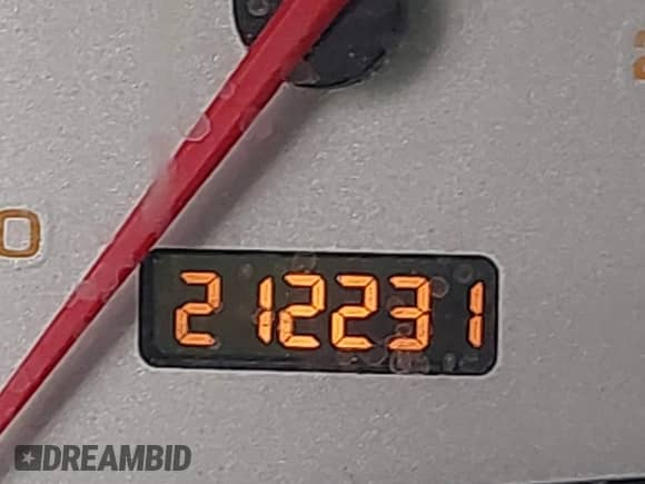 2004 Saturn L with VIN 1G8JL54R64Y506855, listed as a IAAI auction lot 42349223 with 212,231 mi miles and . Bid and sale history available at DreamBid. Image 15.