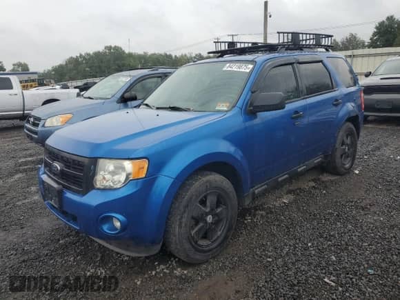 2011 Ford Escape XLT с VIN 1FMCU9DG3BKB69431, выставлен на аукционе Copart как лот 84219875 с пробегом 144 394 миль миль и Чистый • Clean title. История ставок и продаж доступна на DreamBid. Изображение 1.