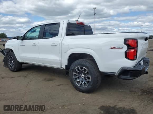2023 Chevrolet Colorado 4WD Z71 with VIN 1GCPTDEKXP1177053, listed as a Copart auction lot 70747975 with 19,443 mi miles and Clean title. Bid and sale history available at DreamBid. Image 2.
