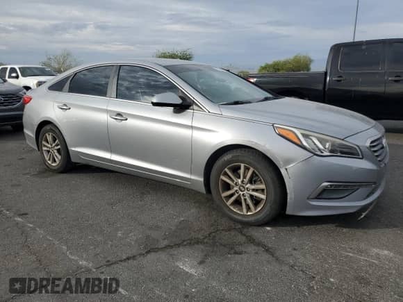 2015 Hyundai Sonata SE z VIN 5NPE24AF4FH224121, wystawiony jako Copart lot #80925645 z przebiegiem 87 744 mil mil oraz Szkoda całkowita • Salvage title. Historia ofert i sprzedaży dostępna na DreamBid. Obrazek 4.