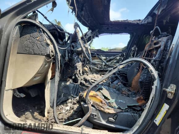 2006 Chrysler 300 C SRT-8 с VIN 2C3KA73W46H372240, выставлен на аукционе Copart как лот 61534145 с пробегом Не указан миль и Списание • Salvage title. История ставок и продаж доступна на DreamBid. Изображение 7.