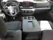 2024 GMC Sierra 1500 SLE z VIN 1GTUUBED7RZ324617, wystawiony jako Copart lot #53523125 z przebiegiem 1 047 mil mil oraz Szkoda całkowita • Salvage title. Historia ofert i sprzedaży dostępna na DreamBid. Obrazek 8.