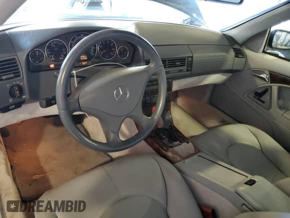 2000 Mercedes-Benz SL 500 with VIN WDBFA68F7YF191183, listed as a Copart auction lot 66495365 with 52,389 mi miles and Salvage title. Bid and sale history available at DreamBid. Image 8.