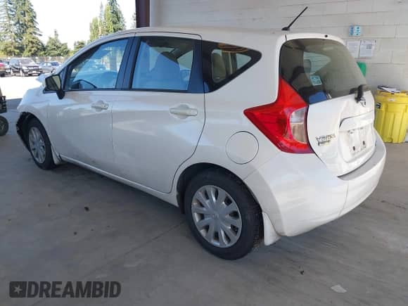2015 Nissan Note SV z VIN 3N1CE2CPXFL356621, wystawiony jako IAAI lot #43240118 z przebiegiem 143 657 mil mil oraz . Historia ofert i sprzedaży dostępna na DreamBid. Obrazek 3.