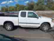 2004 Toyota Tundra SR5 z VIN 5TBBT44114S456028, wystawiony jako IAAI lot #43430467 z przebiegiem 230 434 mil mil oraz . Historia ofert i sprzedaży dostępna na DreamBid. Obrazek 13.