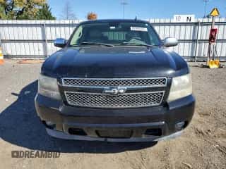 2008 Chevrolet Suburban 3LT с VIN 3GNFK16398G177110, выставлен на аукционе Copart как лот 82604595 с пробегом 268 924 миль миль и Чистый • Clean title. История ставок и продаж доступна на DreamBid. Изображение 5.